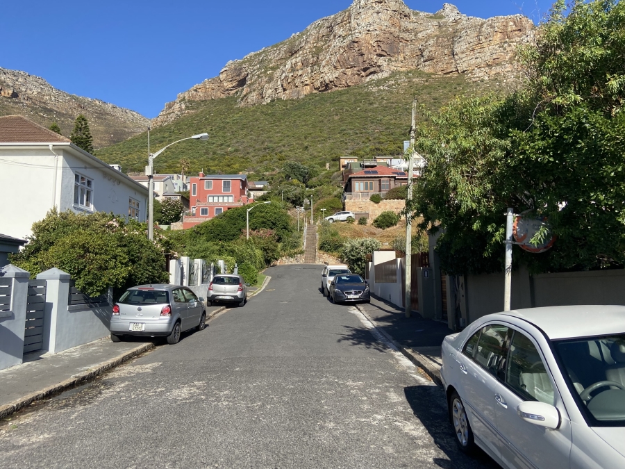 To Let commercial Property for Rent in Muizenberg Western Cape